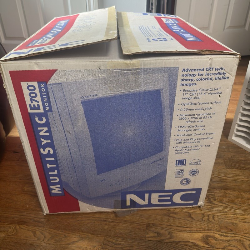 NEC MultiSync E700 17" CRT Gaming Monitor JC-1746UMA Vintage 1998 Box Retro NOS