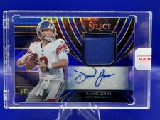 2019 Panini Select Rookie Signature Blue Jersey /35 Daniel Jones #RM-DJ Auto RC
