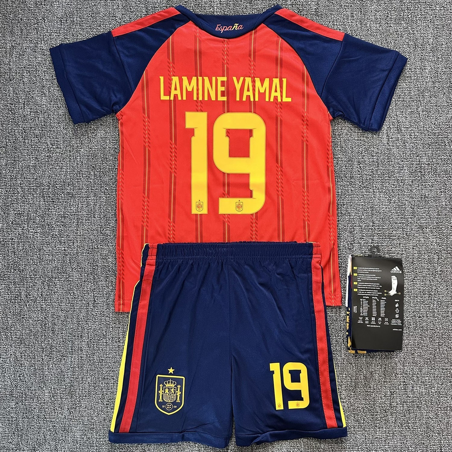 Lamine Yamal #19 Spain Kids Home Kit 2026 World Cup Boys Girls Full Strip