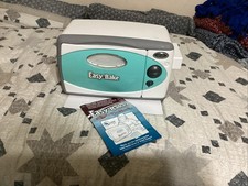 Hasbro Easy Bake Oven  Snack Center 2003 Model 35230 Pistachio