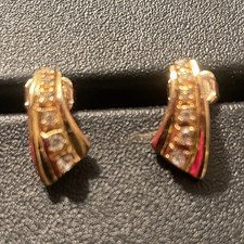 Gold Tone Metal Huggie Hoop Earrings Post & Butterfly Closure Lobe