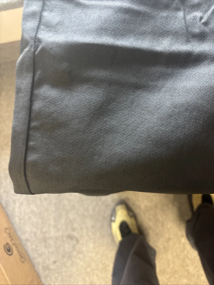 Pantalones de mezclilla recubiertos negros Guess para hombre talla 36x30 Moto cremallera delgada pierna recta ¡Bonitos!! Foto 3 de 4