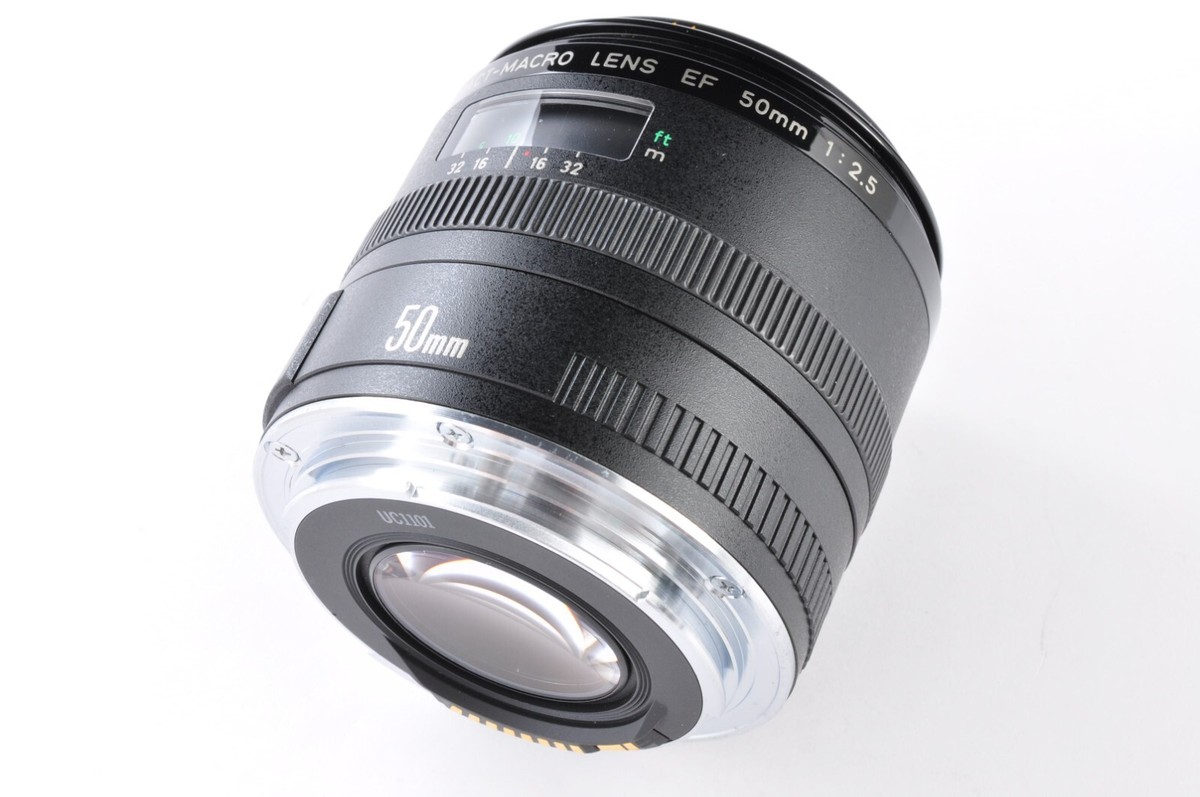 ★極美品★ EF 50mm f/2.5 Compact Macro #641P Amazon.com : Canon EF 50mm f/2.5 Compact Macro Lens for SLR DSLR