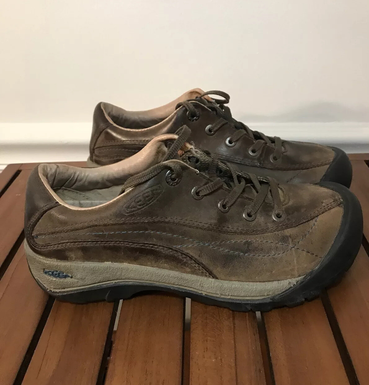 Scarpe da passeggio Keen donna taglia 7 M in pelle marrone stringate casual escursionismo