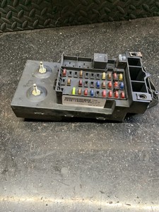 FORD F250 F350 Super duty Interior Fuse Box 2003 F81b-14a067-eg | eBay