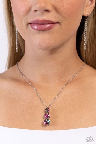 Paparazzi Ombre Obsession Green Necklace - Picture 2 of 3