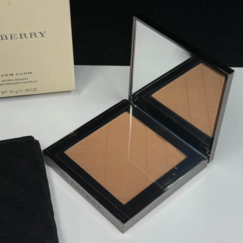 Bronzeador natural Burberry Warm Glow #Nude Glow No.03 ~ 0,35 oz/10g *VERIFIQUE DESCRIÇÃO - Imagem 2 de 4
