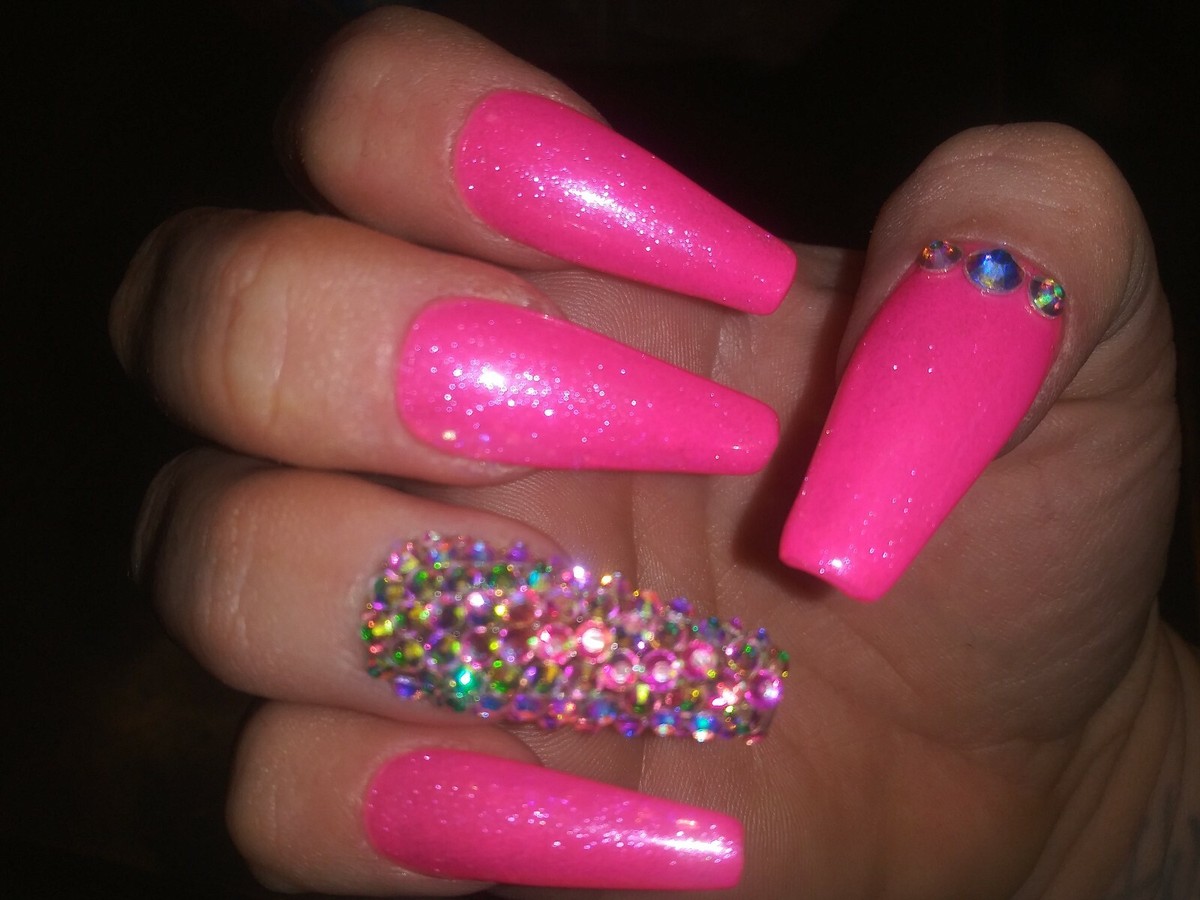pink bling acrylic nails