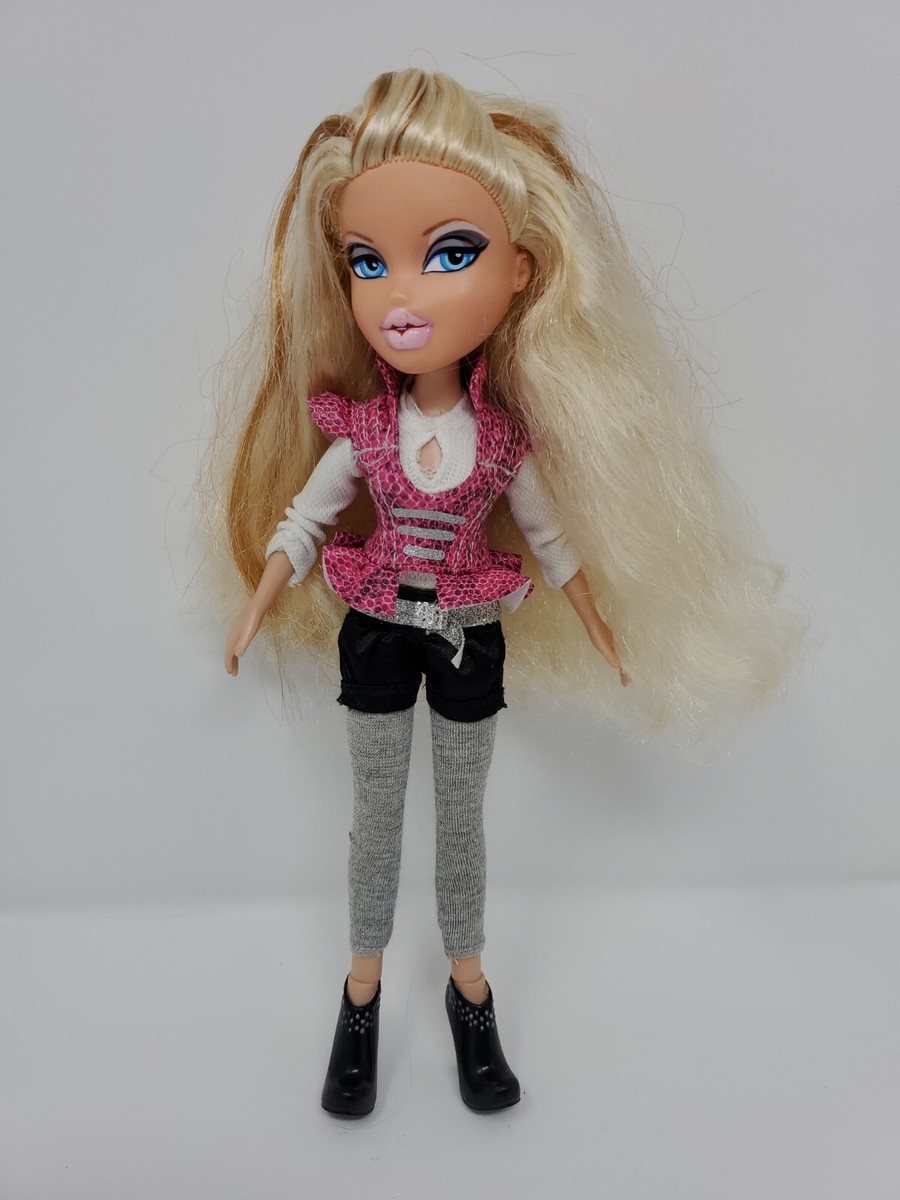 Bratz All Glammed Up Cloe Snakeskin Top Pink Gray Glitter