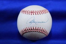 Andre Dawson Cards, Rookie Card and Autographed Memorabilia Guide 40