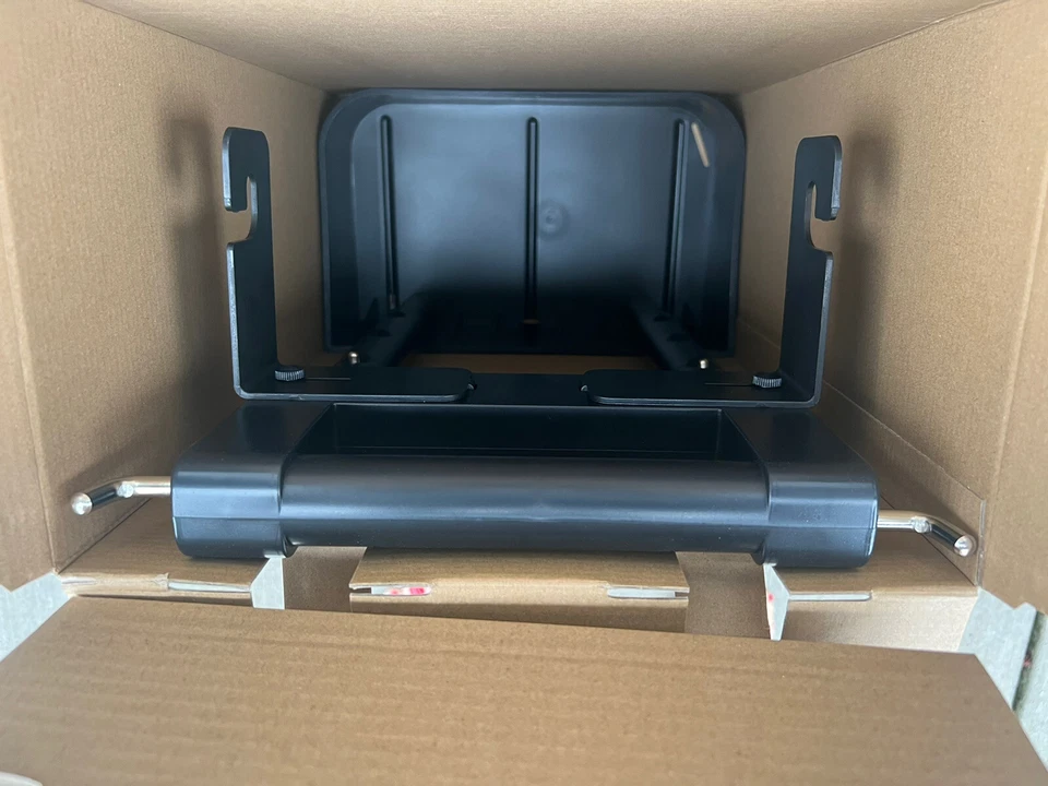 Range Master Barbecue Caddy For Paper Towels Utensils Condiments Easy Carry NEW - Image 4 of 4