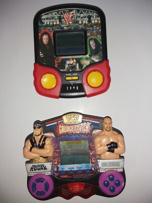 WWF Handheld Videospiele 1997 MGA und TIGER UNDERTAKER/HULK HOGAN VS GOLDBERG...