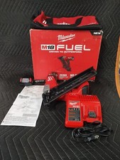 milwaukee 2743-21CT Cordless Nailer (Spiker) With Charger & Battery