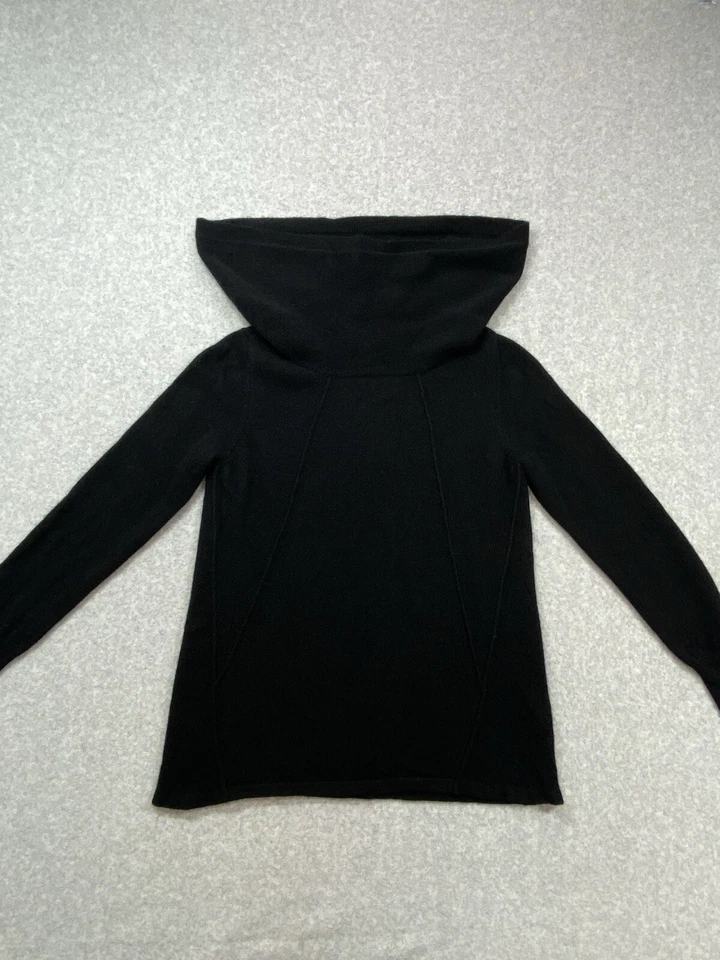 Suéter envolvente suave para mujer pequeño pequeño cachemir negro cálido al hombro Foto 4 de 4