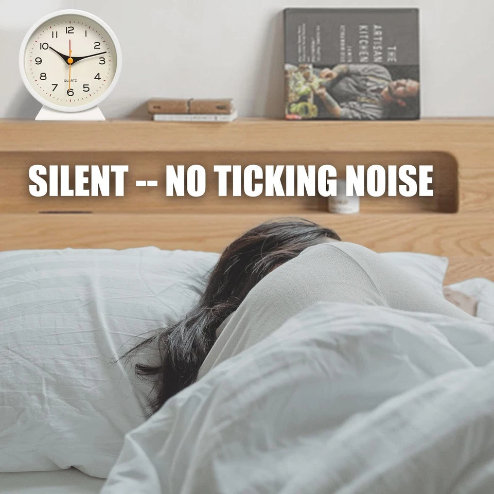 45 Reloj despertador analógico retro antiguo a pilas pequeño silencioso cabecera D Foto 3 de 4