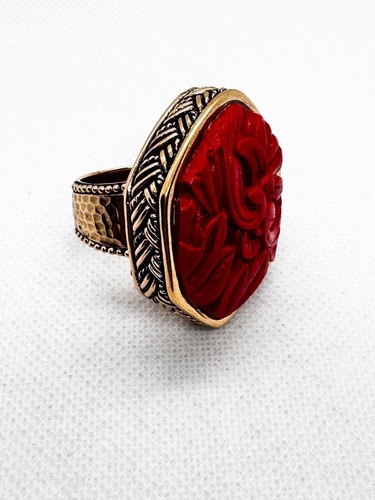 Barse Carved Cinnabar Statement Ring Bronze Size 8.5 NWOT Cocktail Celeb Style - Picture 2 of 10