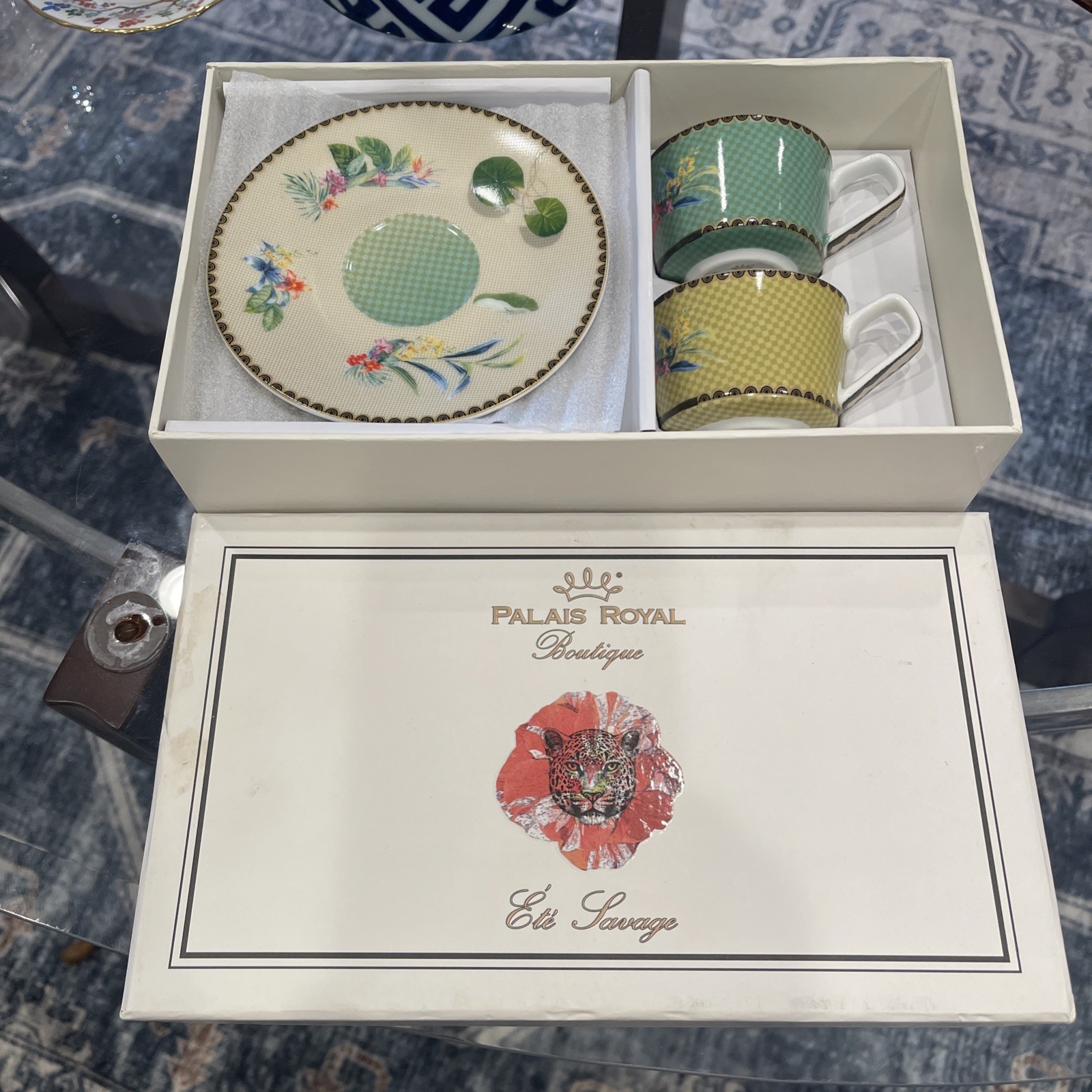 Cup Set Rare Nib