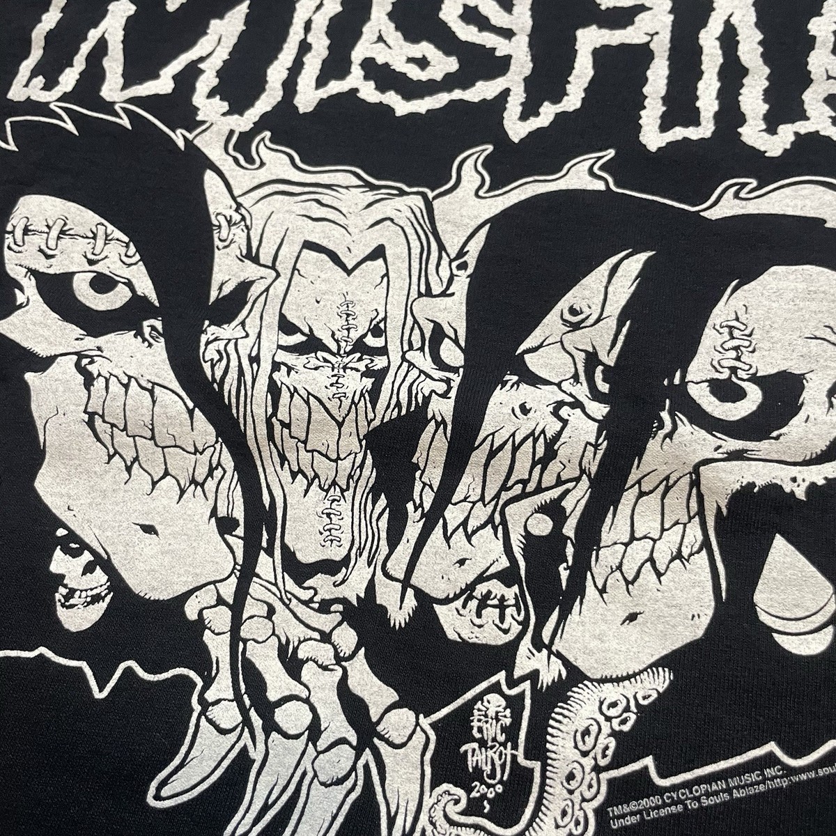 Vintage Y2K Misfits Shirt Size XL Skulls Punk Band Tour 2000 Rock 