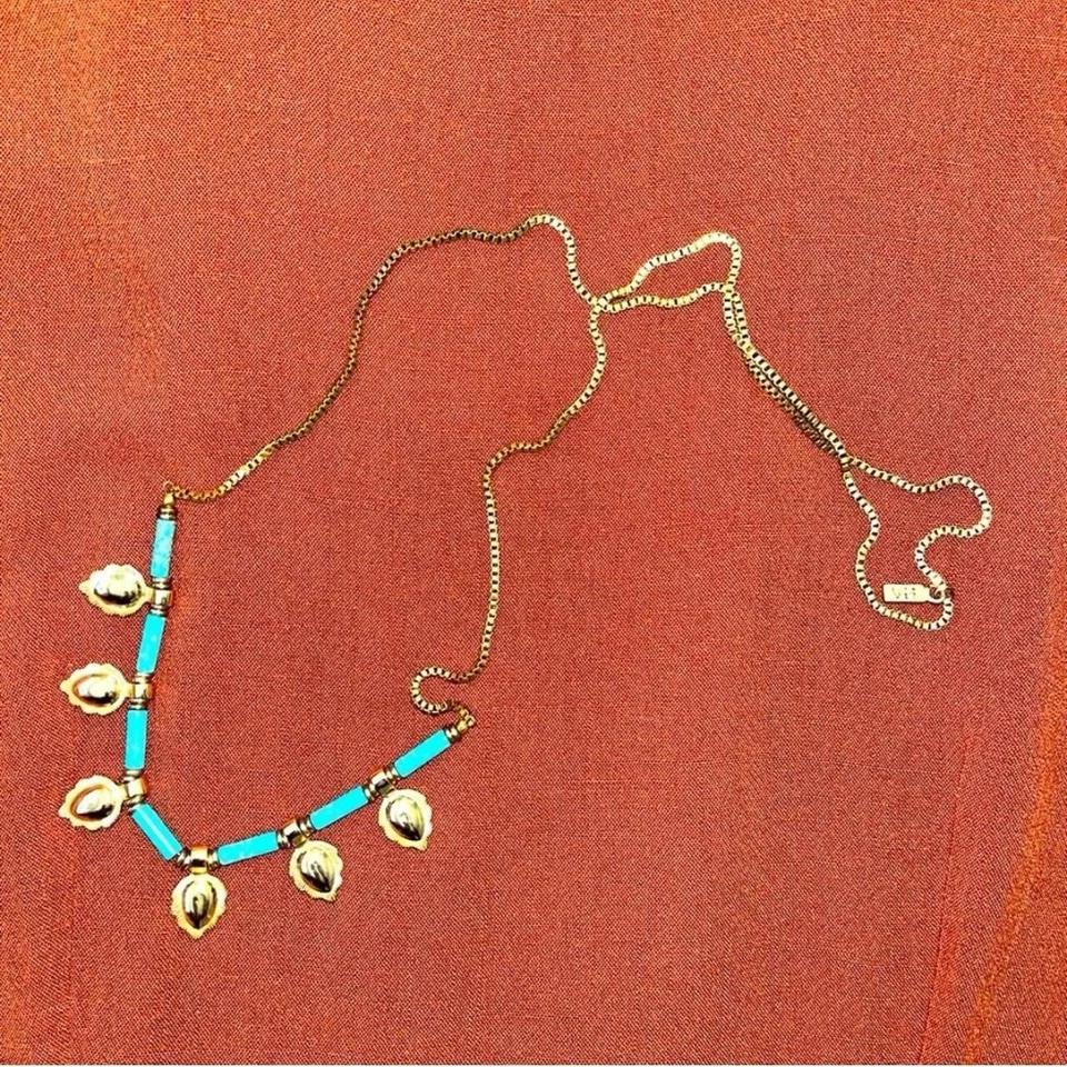 ✨ Collar VANESSA MOONEY Turquesa y Oro Foto 2 de 4