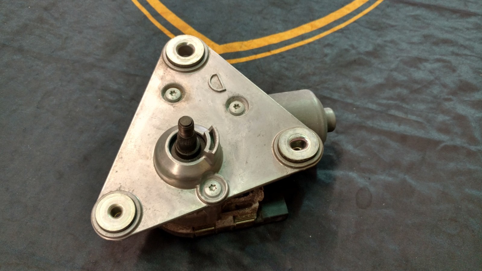 LAMBORGHINI HURACAN DRIVER LEFT SIDE WINDSHIELD WIPER MOTOR OEM 4T1955024A