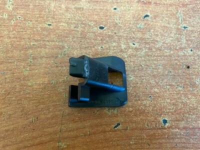 Peugeot 307 SW 2006 Rear Bench Holder Clip 9641725077 for sale 
