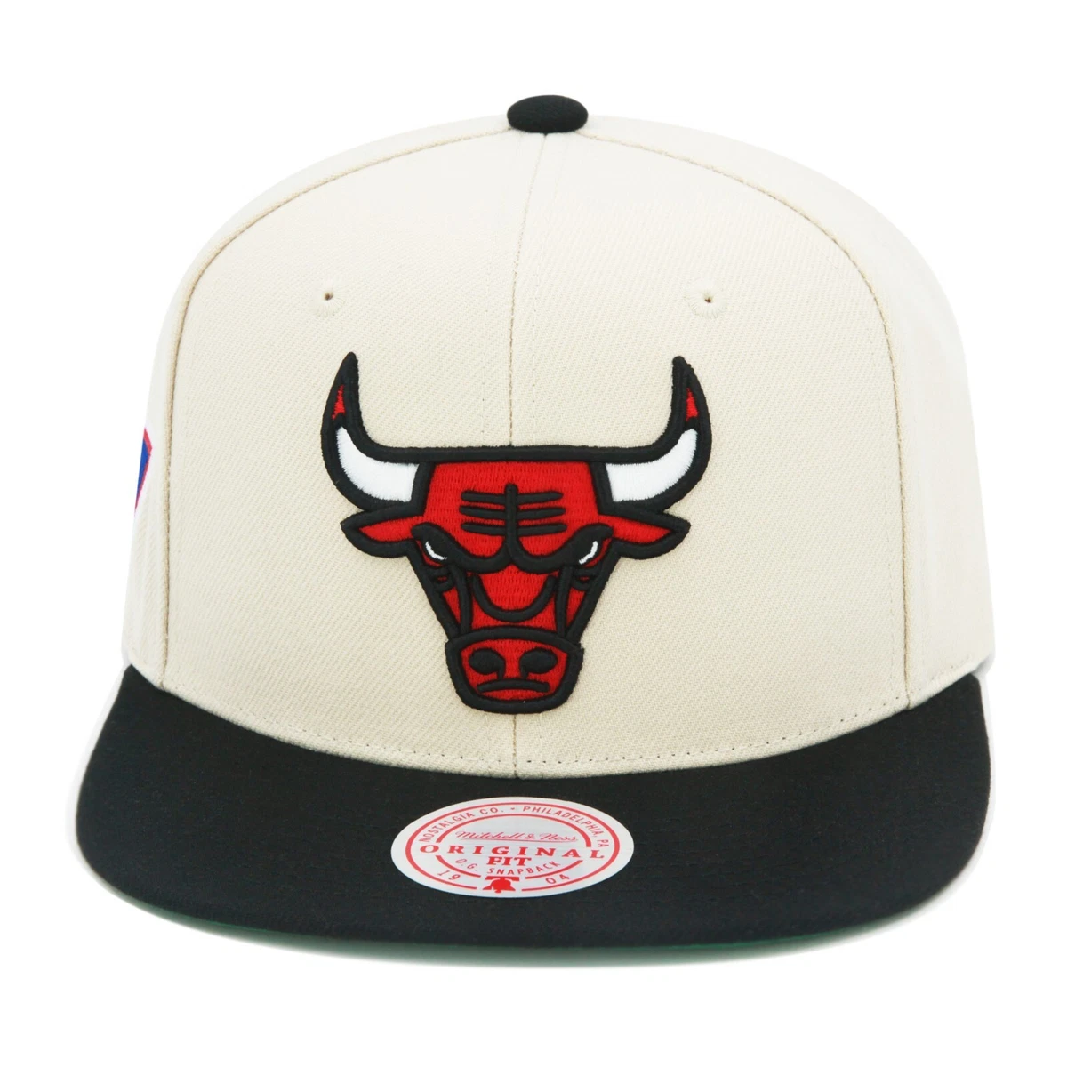 Mitchell & Ness Chicago Bulls Snapback Hat Adjustable Cap -  Black/Red/White/Side Patches