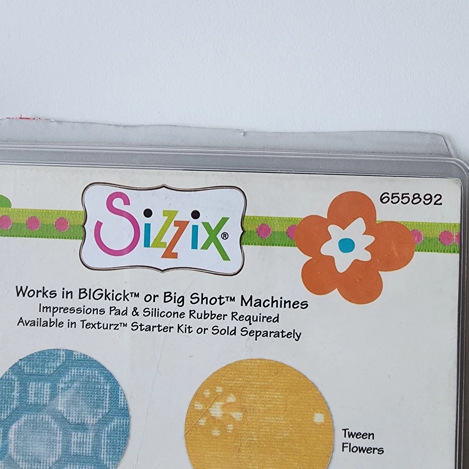 Sizzix Texturz Starter Kit + Texture Plates # 16 Embossing Impressions Pad Craft - Image 3 of 4