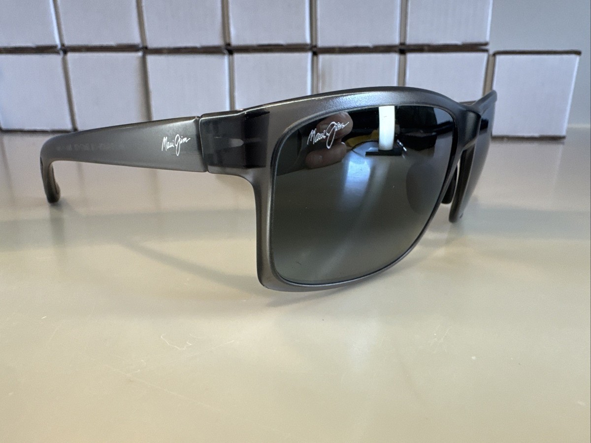 Maui Jim POKOWAI ARCH Polarized Sunglasses 439-11M Trans Gray/Gray