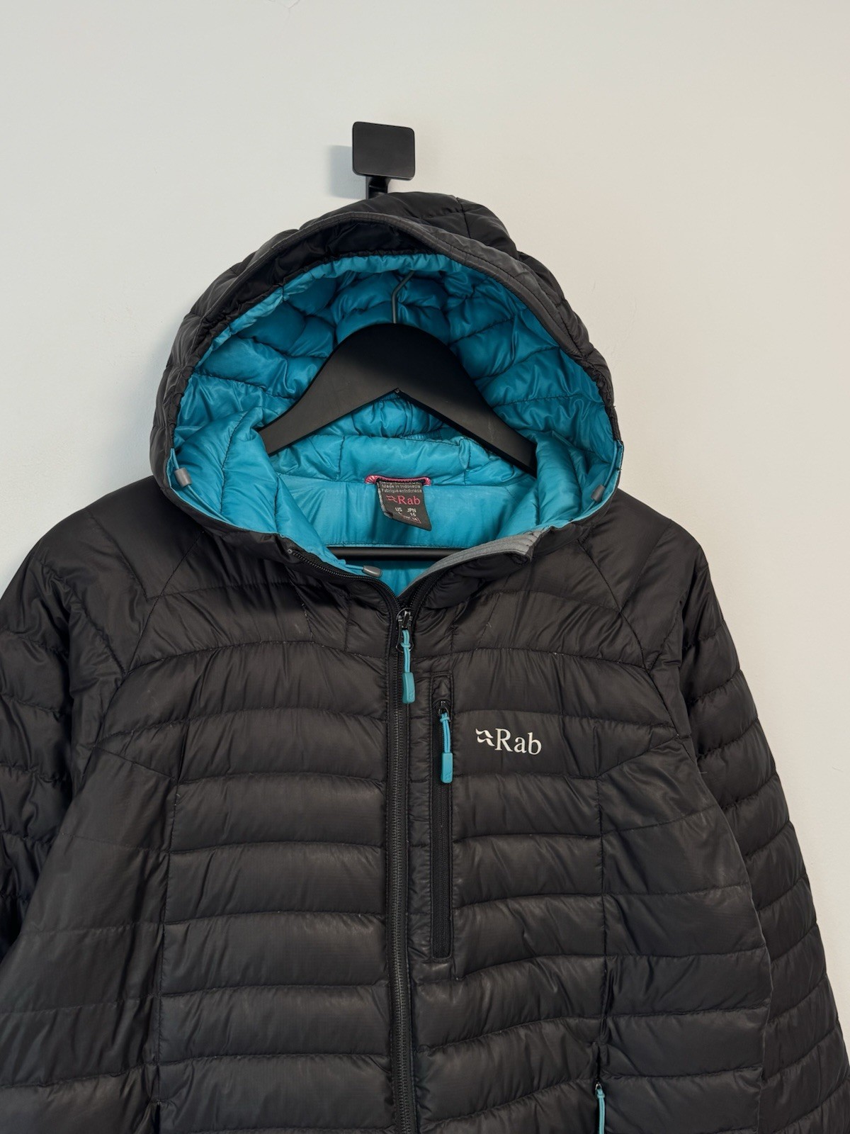 Ladies Rab Microlight Alpine Jacket Down Filled O… - image 2