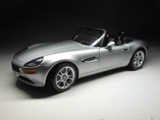 Kyosho 1/18 BMW Z8... (Poor ConditionCase fixed/No box)