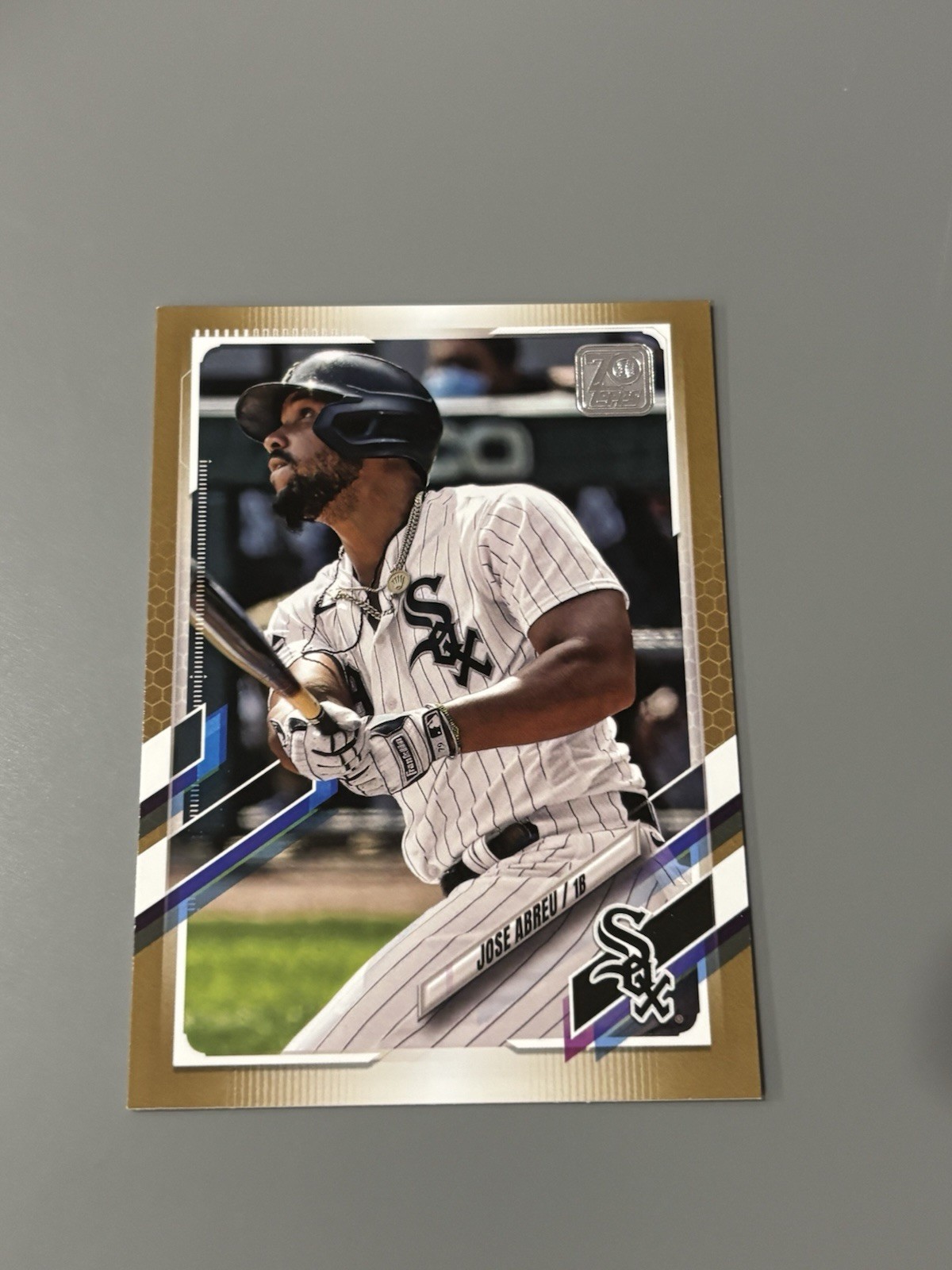 2021 Topps Series 1 Gold Border #'d/2021 Jose Abreu Chicago White Sox #180