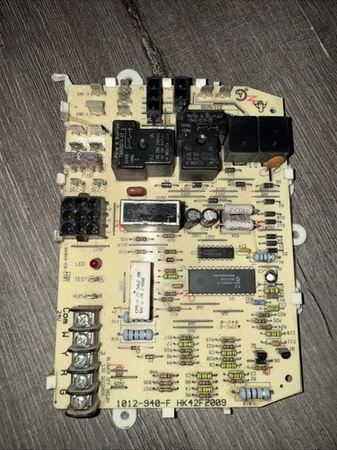 Carrier Bryant 1012-940-F Control Board HK42FZ009 1012-83-9404A