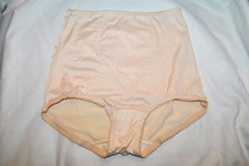 RARE Vintage BALI Something Else Collection Tummy Panel Brief sz M UNWORN