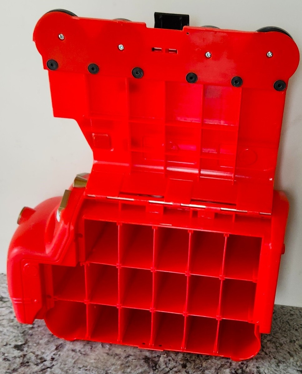 Mallette De Rangement TOMY Pour Trains Chuggington - Contient 17 Trains, Occasion Bon état