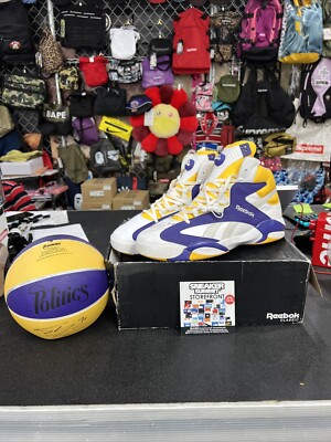 Reebok Shaq Attack X Politics RARE Signed 22