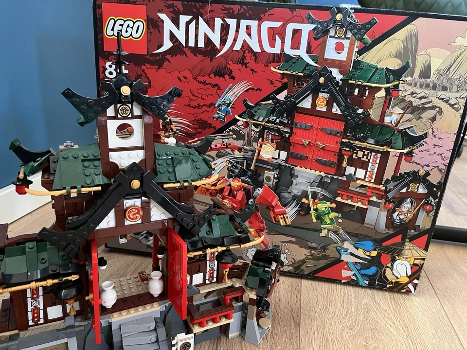 LEGO Ninjago 71767 Ninja Dojo Temple, Foto 1 von 5