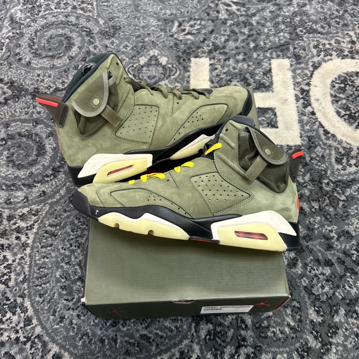 Preços baixos em Jordan 6 Retro x Travis Scott Mid Olive | eBay