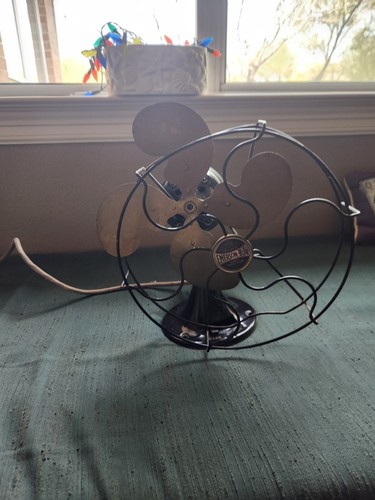Antique 1930's EMERSON B JR 10 inch Non-Oscillator Fan Black Doesn't Work