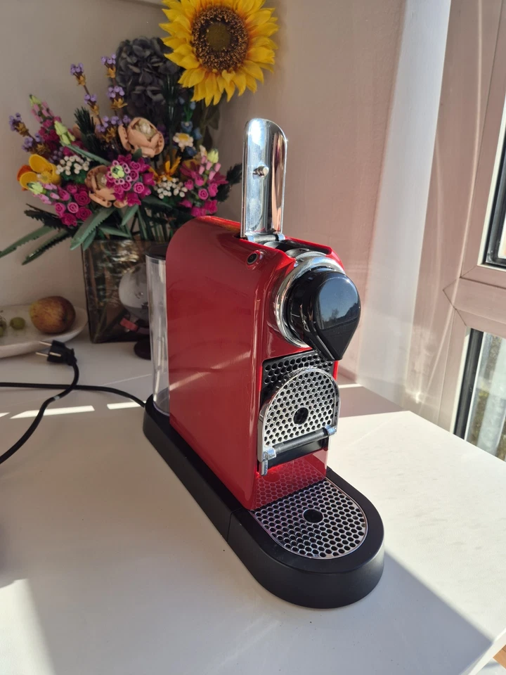 Nespresso CitiZ Kaffeekapselmaschine in Kirschrot