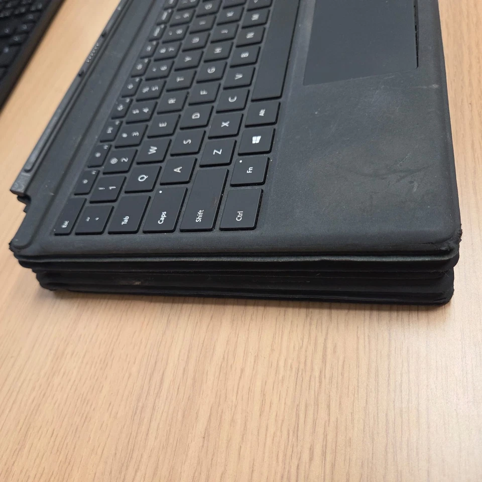 Lot of 40 x Microsoft 12.3" Surface Pro Type Cover Model 1725 Keyboard GRADE AB - Image 3 of 4