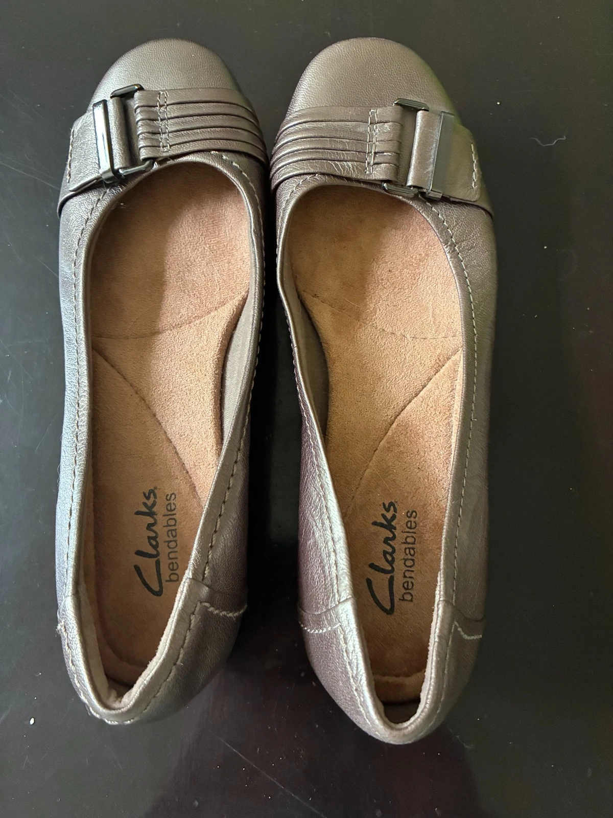 Ballerine donna Clarks usate taglia 7B in peltro