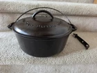 Vintage 1920 Griswold Cast Iron Dutch Oven #8 ERIE 10 833B With A2551 Lid Lifter