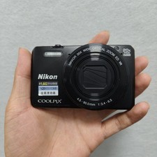 Nikon COOLPIX S7000 Digital Camera 16 MP 20x Optical Zoom English Language Black
