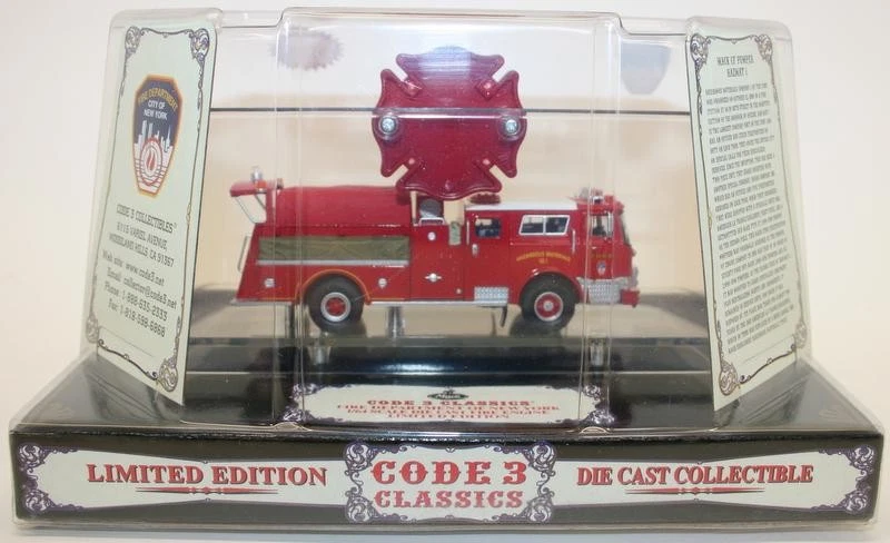 Code 3 Classics 1/64 Scale Model Mack Fire Engine 12370 Fire Dept New York - Image 2 of 2
