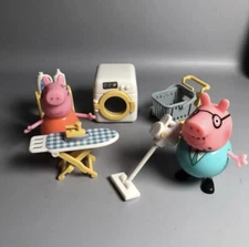 Peppa Pig Family Big Cleaning Day Playset: Free Gifts Daddy Pig & Mommy Pig