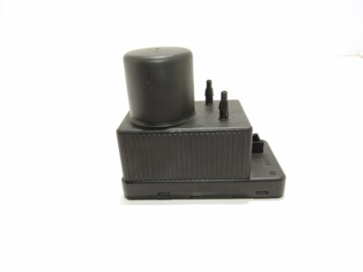MERCEDES BENZ C W203 ZENTRALVERRIEGELUNGSPUMPE ZV PUMPE central lock 2038000048
