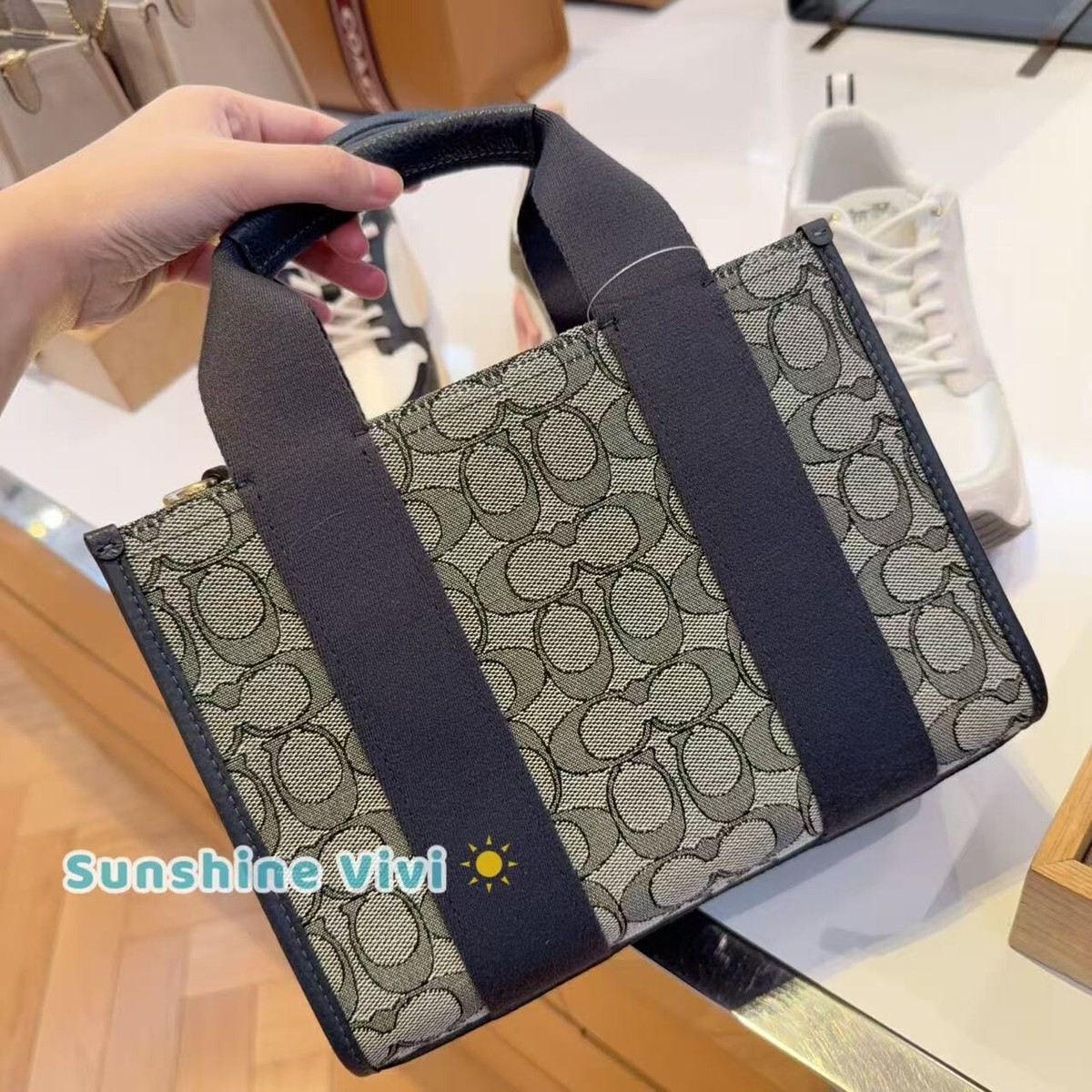 COACH ダークグレー トートバッグ COACH レザー製トートバッグ ダークグレー 【公式通販】