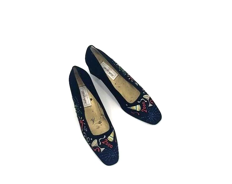 Worthington Black Velvet Embroidered Y2K 2000 Square Toe Heels Vintage Pumps - Image 2 of 4
