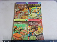 4 BETTER HOMES & GARDENS # HC COOKBOOKS BARECUES PICNINC BUFFETS MEALS