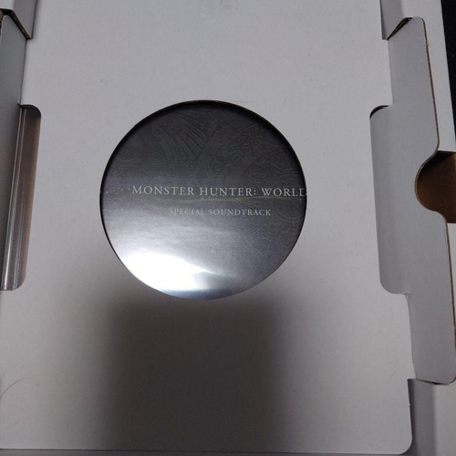 PlayStation 4 PS4 Monster Hunter World Collector's Edition Figure Sound Track CD - Picture 2 of 8